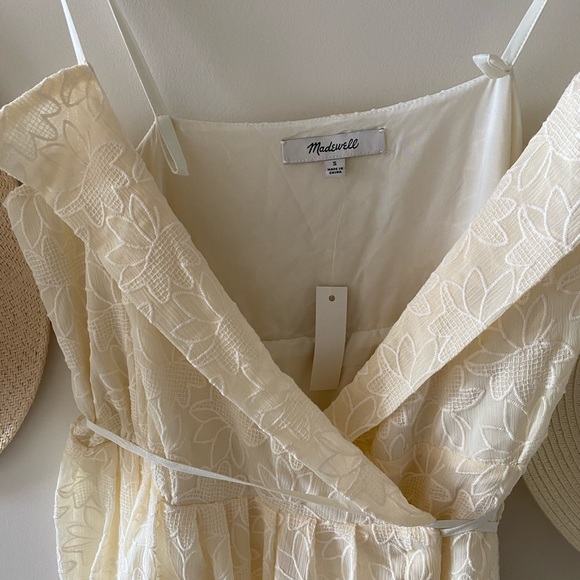 COPY - Madewell Pleated Embroidered Wrap Dress - Picture 6 of 8